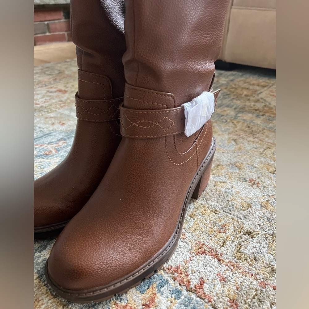 Brand New Zodiac Leather Boots